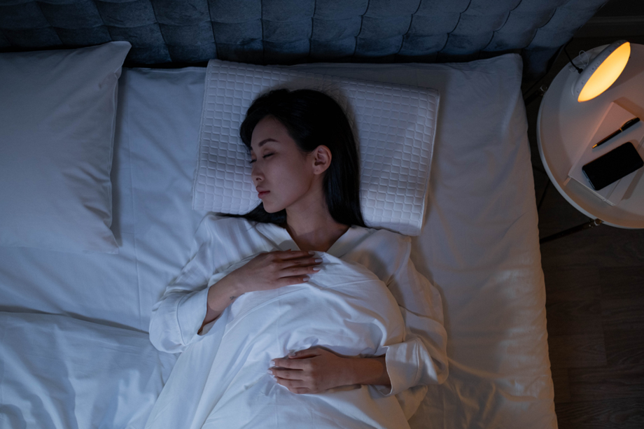 Todo lo que necesitas saber sobre el sueño polifásico: beneficios, tipos y horarios